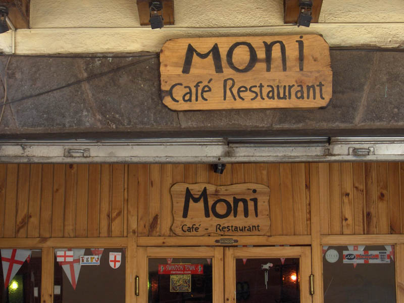 Moni Moni - Moni Moni