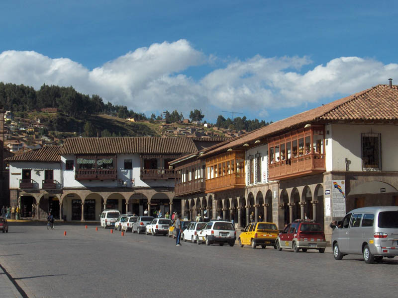 Plaza de Armas - panning left