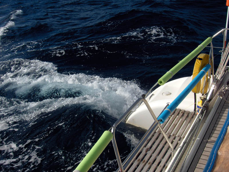 Leeward hull at speed
