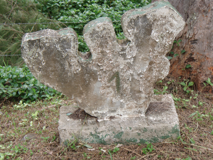 Moorea Mile Marker